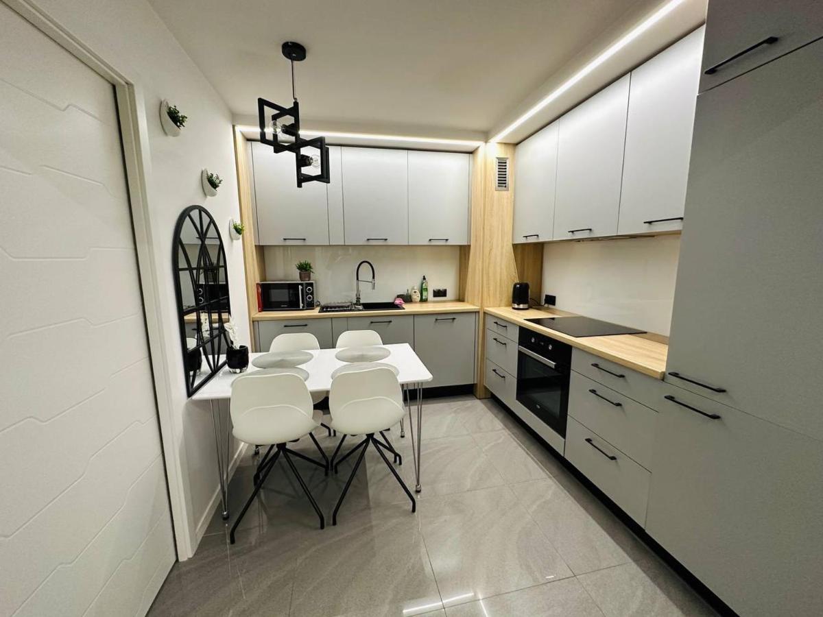 Warsaw City Center Rooms ภายนอก รูปภาพ
